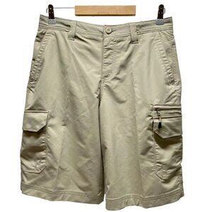 George Performance Cargo Shorts Men's 30" Khaki Knee Length Easy Care UPF 30 NWT